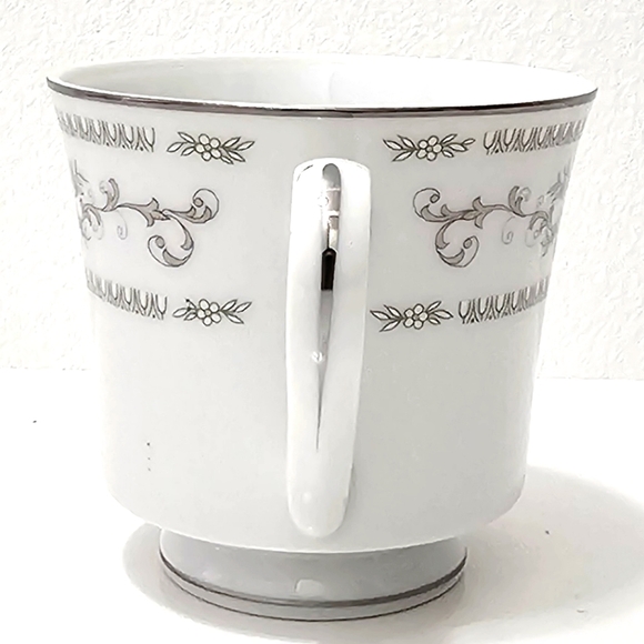 Diane by Fine China of Japan Blue Flower Scrolls - Set of 3 Footed Cups Only - Picture 7 of 16